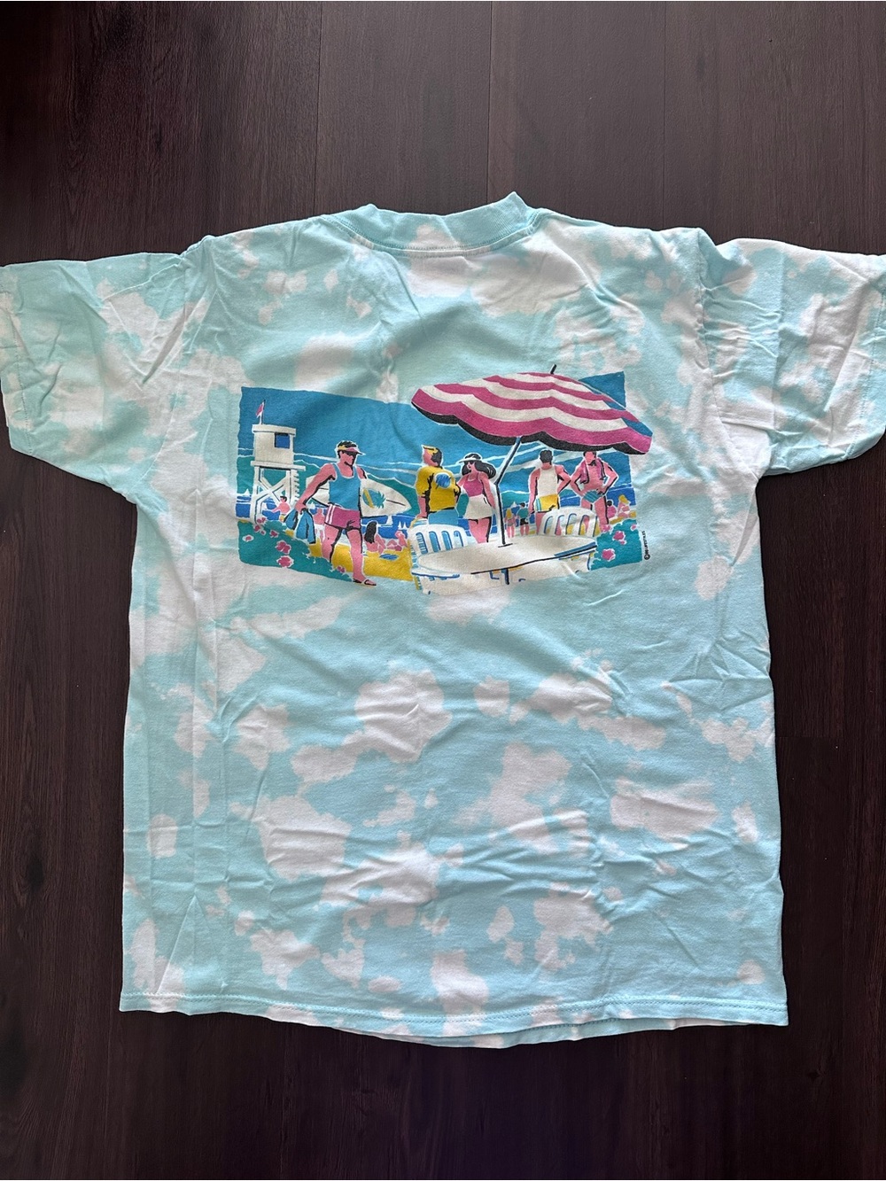 Vintage Light Aqua Tie-Dye Beach Scene Tee Large